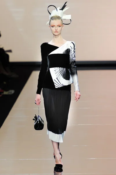 Look 26